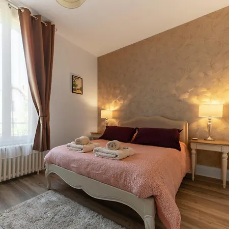 Prázdninový dům Maison Petillat - Calme En Plein Centre - 2 80m2, Wifi Vichy