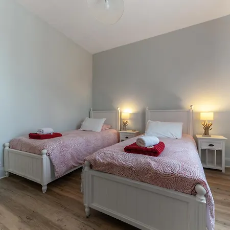 Prázdninový dům Maison Petillat - Calme En Plein Centre - 2 80m2, Wifi Vichy