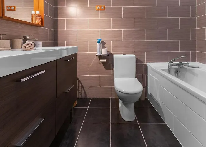 Dom wakacyjny Maison Petillat - Calme En Plein Centre - 2 80m2, Wifi *